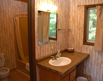 clean motel lodging in Munising